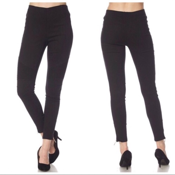 ❗️LAST❗️Black Moto Leggings - Picture 3 of 6